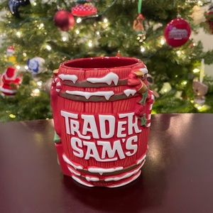 Disney Trader Sam’s holiday rum barrel tiki mug limited edition 2023 Disneyland